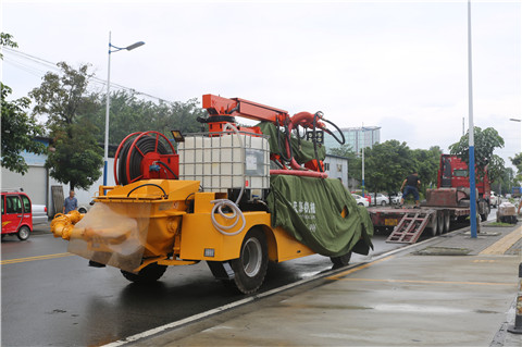 LHP25混凝土湿喷台车发往云南玉溪通海工地