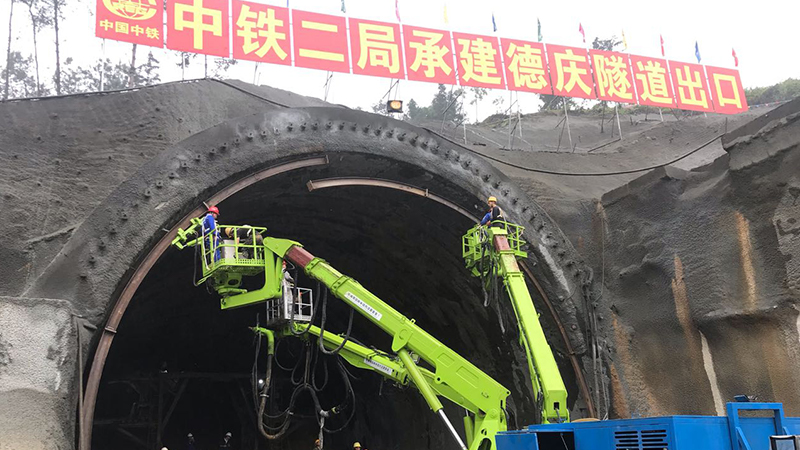 蓝海智装拱架台车助力贵南高铁德庆隧道建设