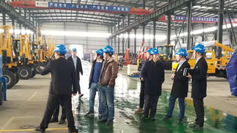蓝海智装与西华大学机械工程学院签订产学研合