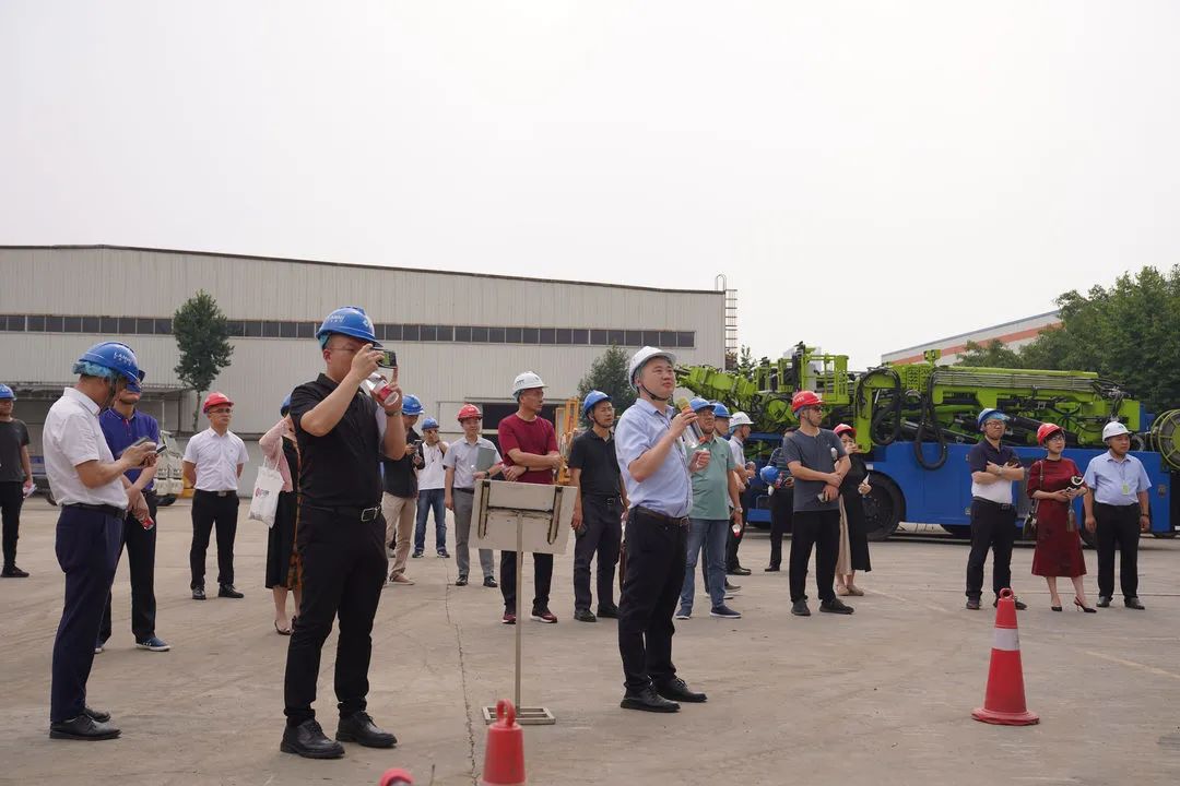 热烈祝贺“科技创新·企业交流互访行”—蓝海智装站圆满举办